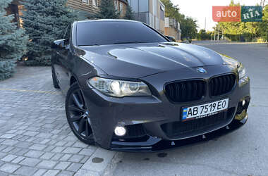 Седан BMW 5 Series 2011 в Херсоне