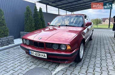 Седан BMW 5 Series 1990 в Каменец-Подольском