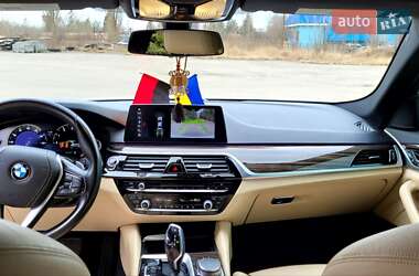 Седан BMW 5 Series 2017 в 