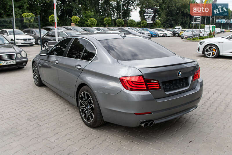 Седан BMW 5 Series 2011 в Львові