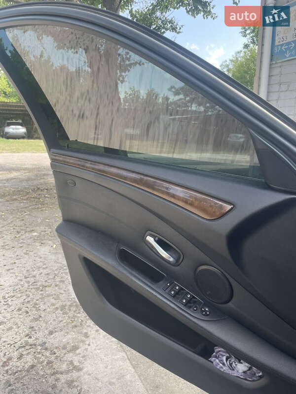 Седан BMW 5 Series 2008 в Южноукраинске