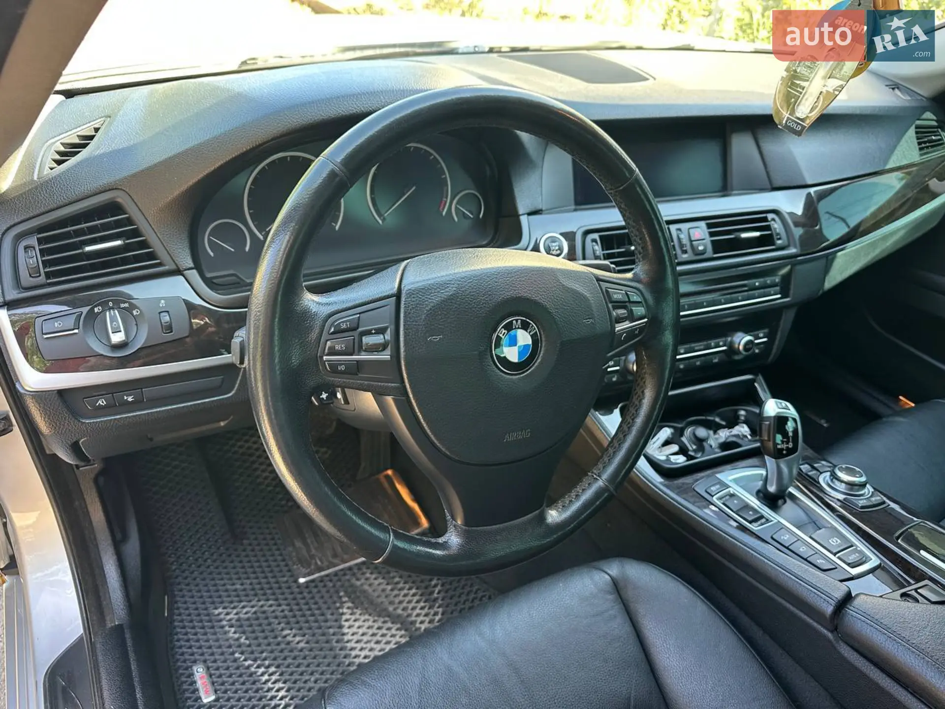 2012 BMW 5er - мініатюра 12
