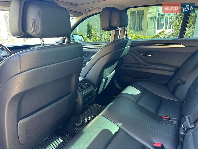 Седан BMW 5 Series 2012 в Татарбунарах фото 14 Седан BMW 5 Series 2012 в Татарбунарах