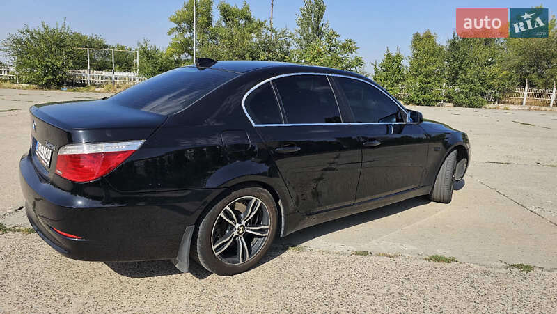 Седан BMW 5 Series 2008 в Южноукраинске