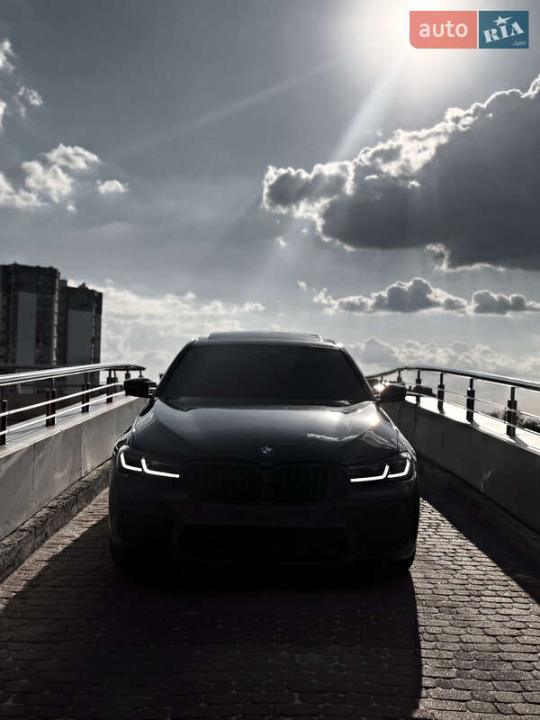 Седан BMW 5 Series 2017 в Киеве фото 24 Седан BMW 5 Series 2017 в Киеве