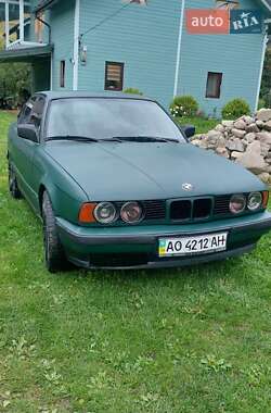 Седан BMW 5 Series 1990 в Верховині