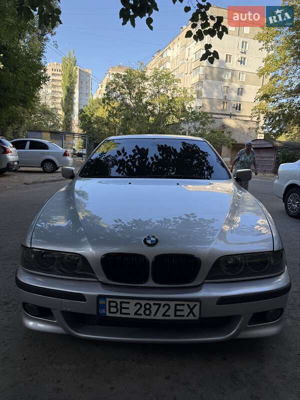 Седан BMW 5 Series 1999 в Березанке