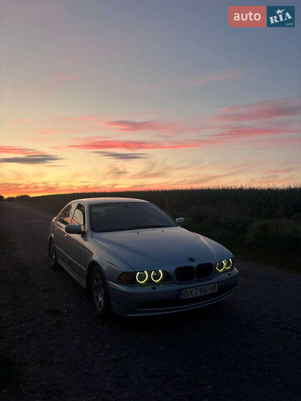Седан BMW 5 Series 2002 в Хмельницком фото 12 Седан BMW 5 Series 2002 в Хмельницком