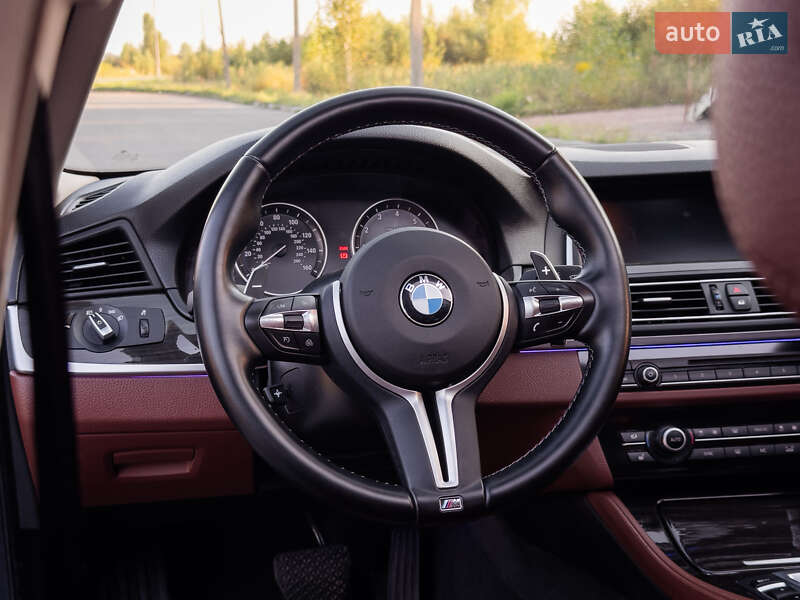 Седан BMW 5 Series 2014 в Коростене