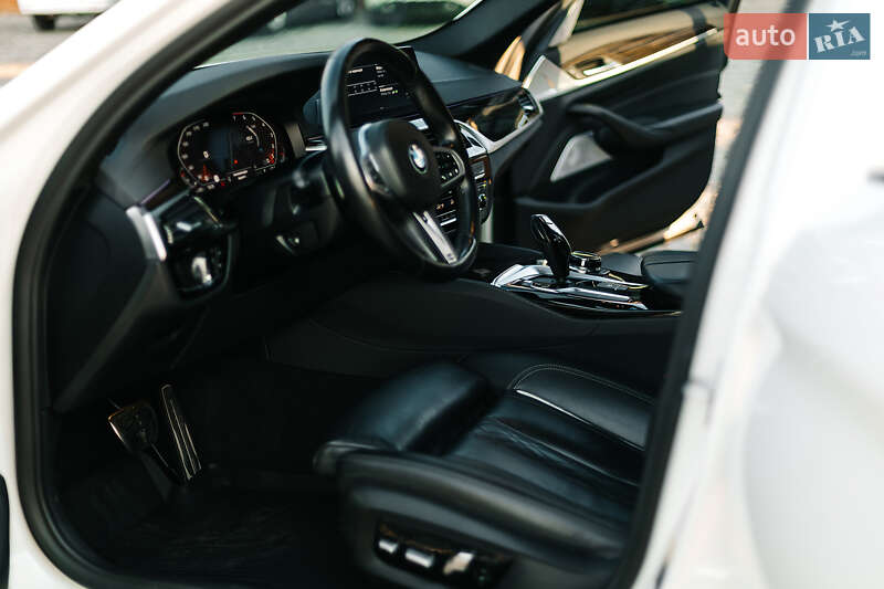 Седан BMW 5 Series 2020 в Днепре