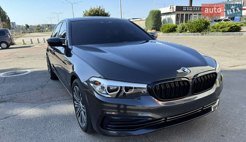 BMW 5 Series 2019