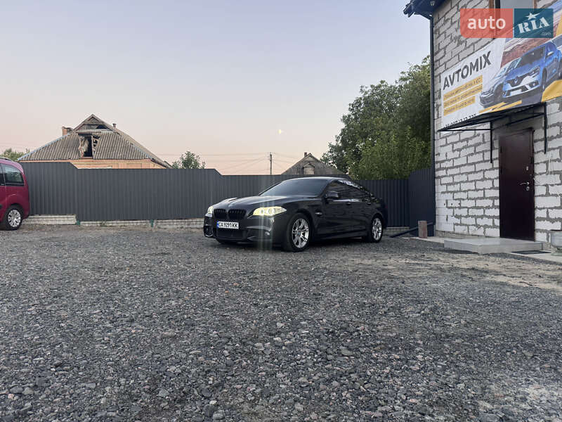 Седан BMW 5 Series 2012 в Звенигородке