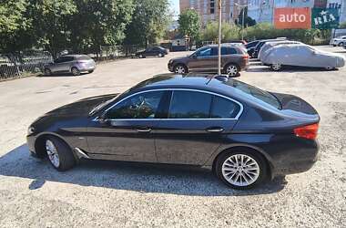 Седан BMW 5 Series 2017 в 