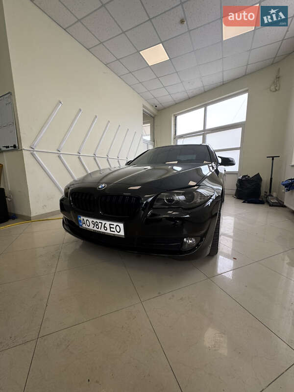 Седан BMW 5 Series 2011 в Мукачево фото 4 Седан BMW 5 Series 2011 в Мукачево