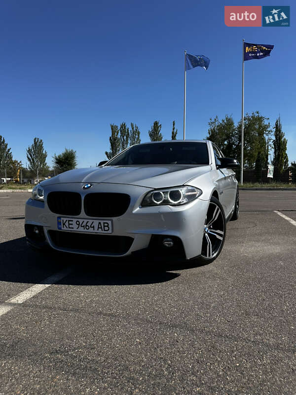 Седан BMW 5 Series 2014 в Кривом Роге