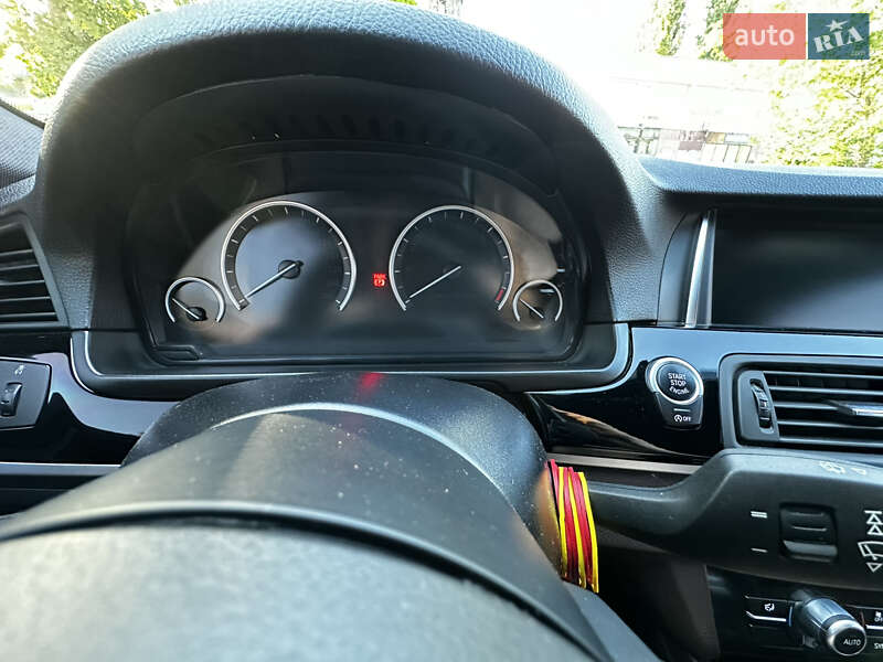 Седан BMW 5 Series 2014 в Кривом Роге