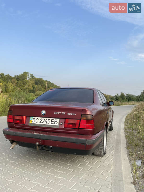 Седан BMW 5 Series 1993 в Львове
