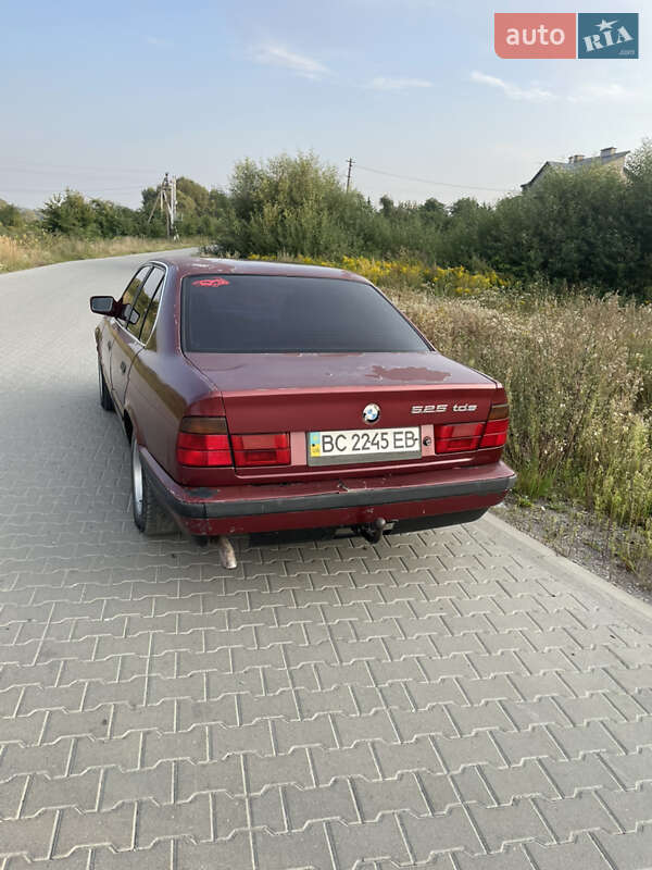 Седан BMW 5 Series 1993 в Львове