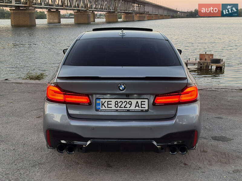 Седан BMW 5 Series 2018 в Дніпрі