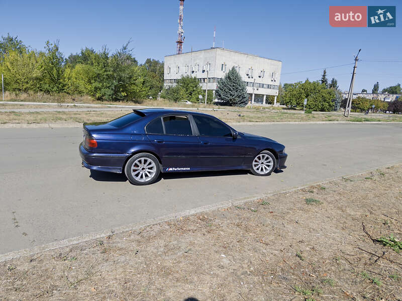 Седан BMW 5 Series 1998 в Вольногорске фото 7 Седан BMW 5 Series 1998 в Вольногорске