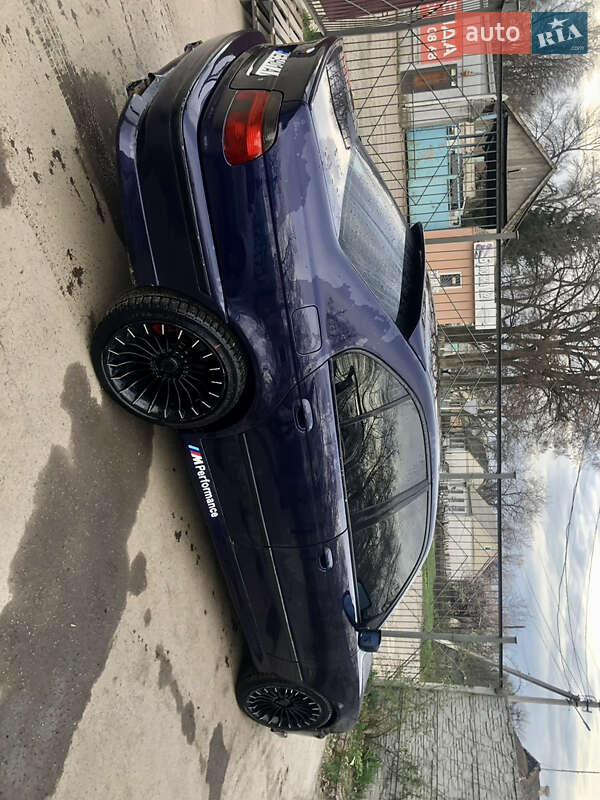 Седан BMW 5 Series 1998 в Вольногорске фото 27 Седан BMW 5 Series 1998 в Вольногорске