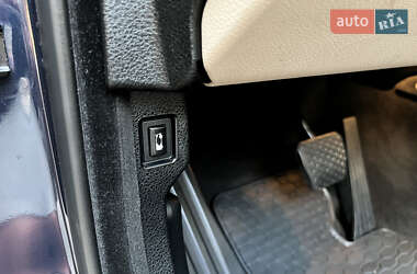 Седан BMW 5 Series 2013 в 