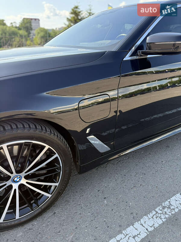 Седан BMW 5 Series 2018 в Киеве фото 21 Седан BMW 5 Series 2018 в Киеве
