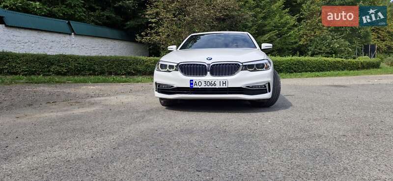 Седан BMW 5 Series 2018 в Ужгороде