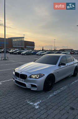 Седан BMW 5 Series 2011 в Львові