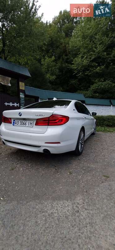 Седан BMW 5 Series 2018 в Ужгороде