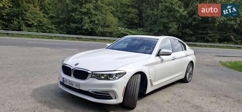 Седан BMW 5 Series 2018 в Ужгороде