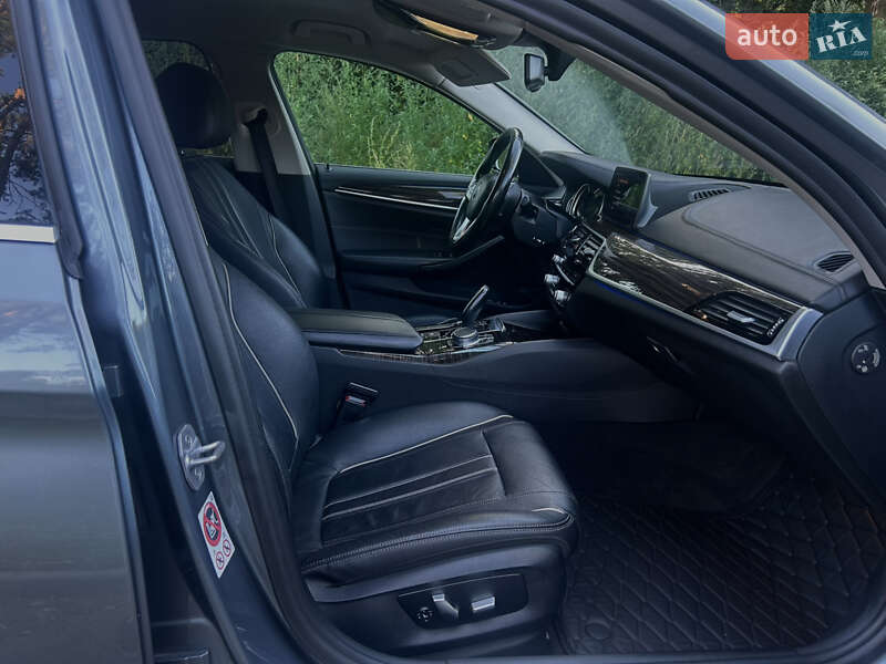 Седан BMW 5 Series 2017 в Житомирі фото 18 Седан BMW 5 Series 2017 в Житомирі