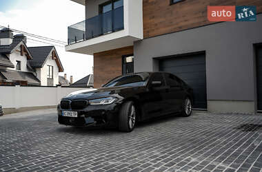 Седан BMW 5 Series 2017 в Львове