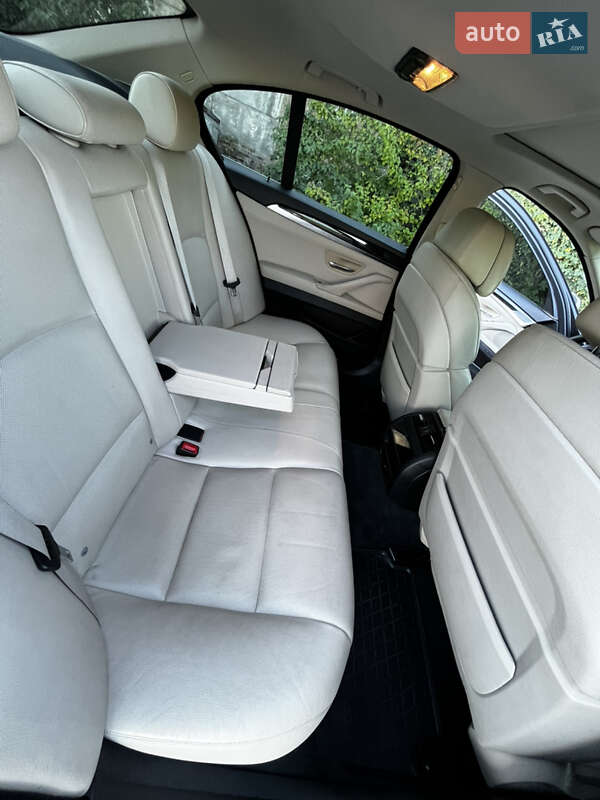 Седан BMW 5 Series 2010 в Вінниці