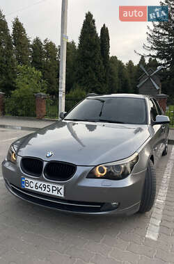 Седан BMW 5 Series 2009 в Львове