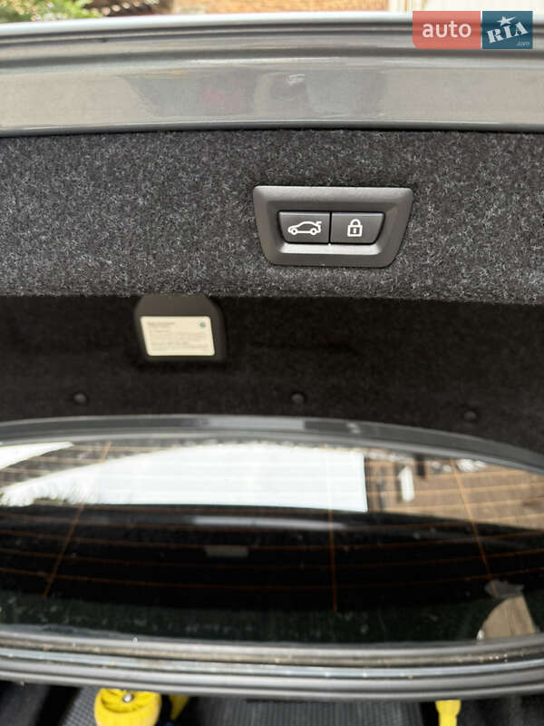 Седан BMW 5 Series 2018 в Дніпрі