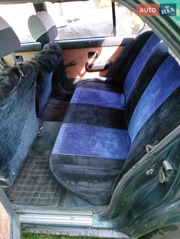 Седан BMW 5 Series 1984 в Корюковке