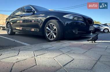 Седан BMW 5 Series 2010 в 