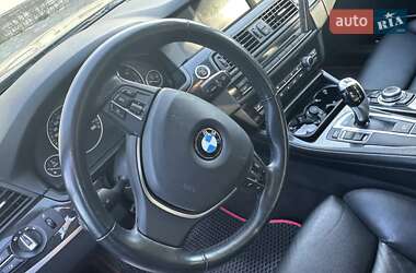 Седан BMW 5 Series 2010 в 