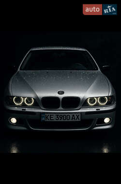 Седан BMW 5 Series 2000 в Кривому Розі