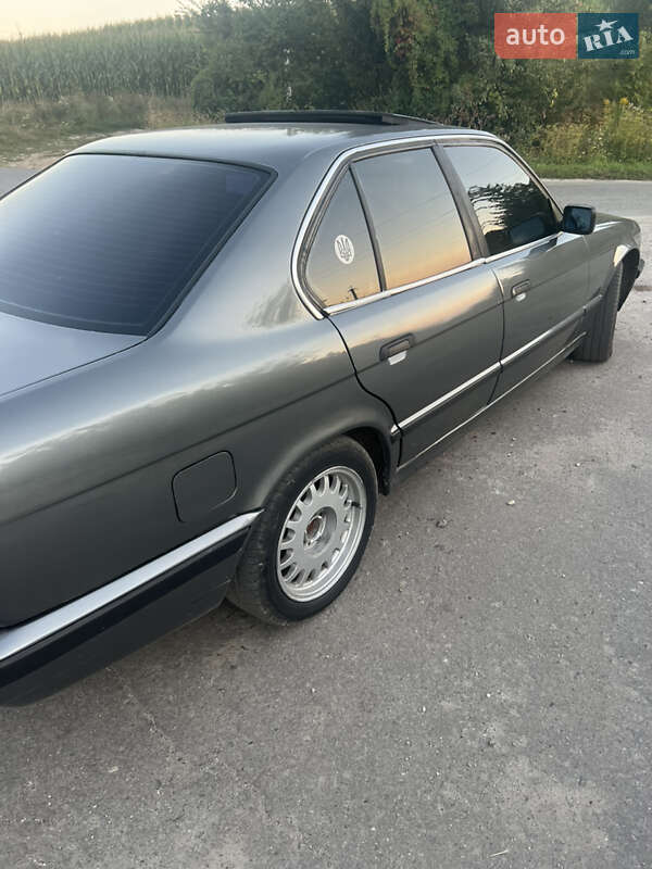 Седан BMW 5 Series 1993 в Теофиполе фото 3 Седан BMW 5 Series 1993 в Теофиполе