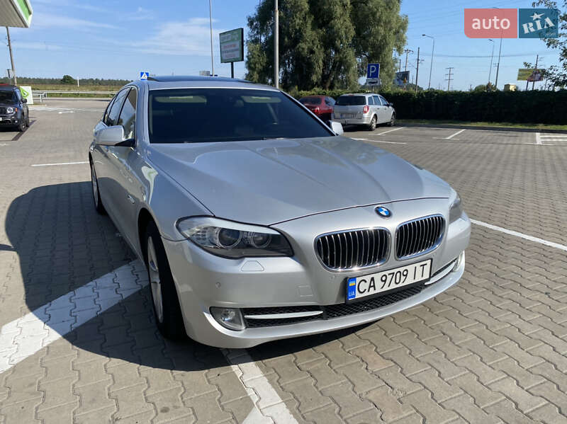 Седан BMW 5 Series 2012 в Корсунь-Шевченківському
