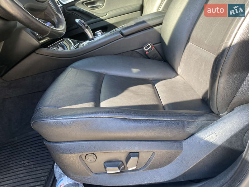 Седан BMW 5 Series 2012 в Корсунь-Шевченківському