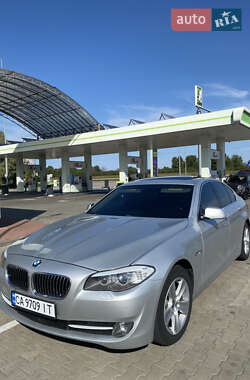 Седан BMW 5 Series 2012 в 