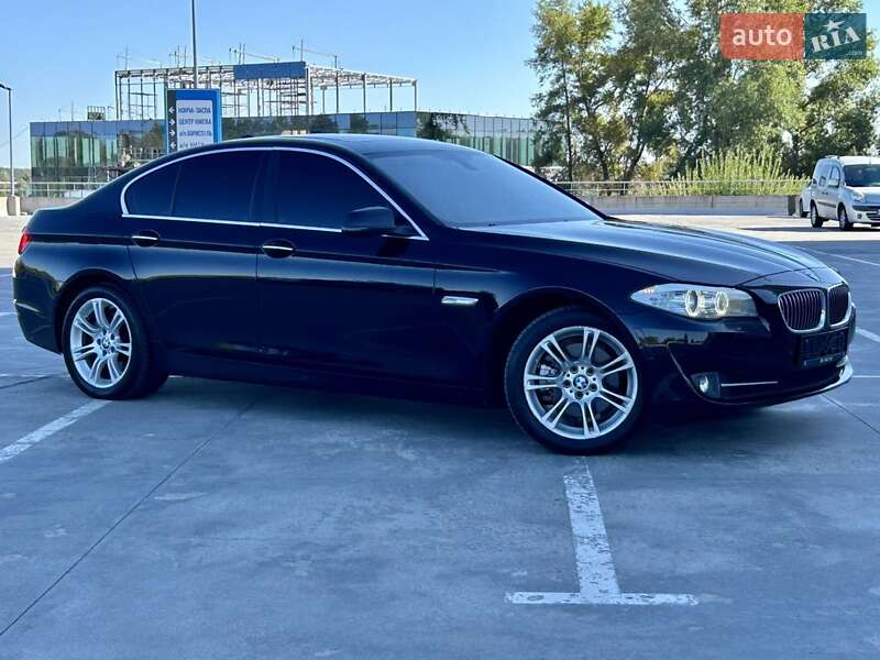 Седан BMW 5 Series 2013 в Киеве