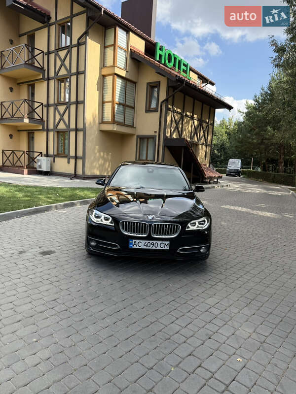 Седан BMW 5 Series 2014 в Луцке