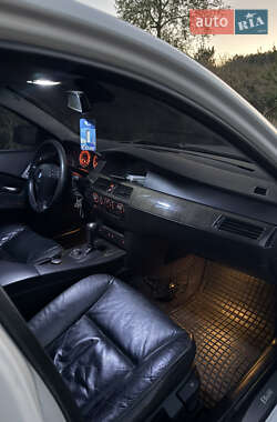 Седан BMW 5 Series 2004 в  фото 8 Седан BMW 5 Series 2004 в