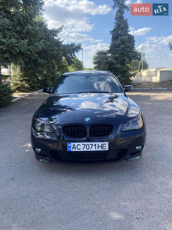 BMW 5 Series 2004 BMW 5 Series 2004