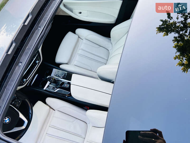 Седан BMW 5 Series 2017 в Вінниці