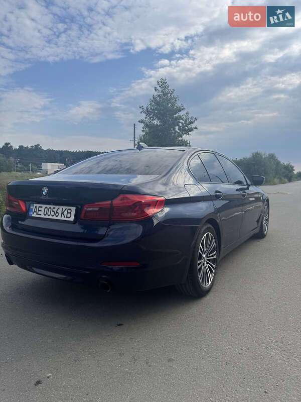 Седан BMW 5 Series 2018 в Киеве